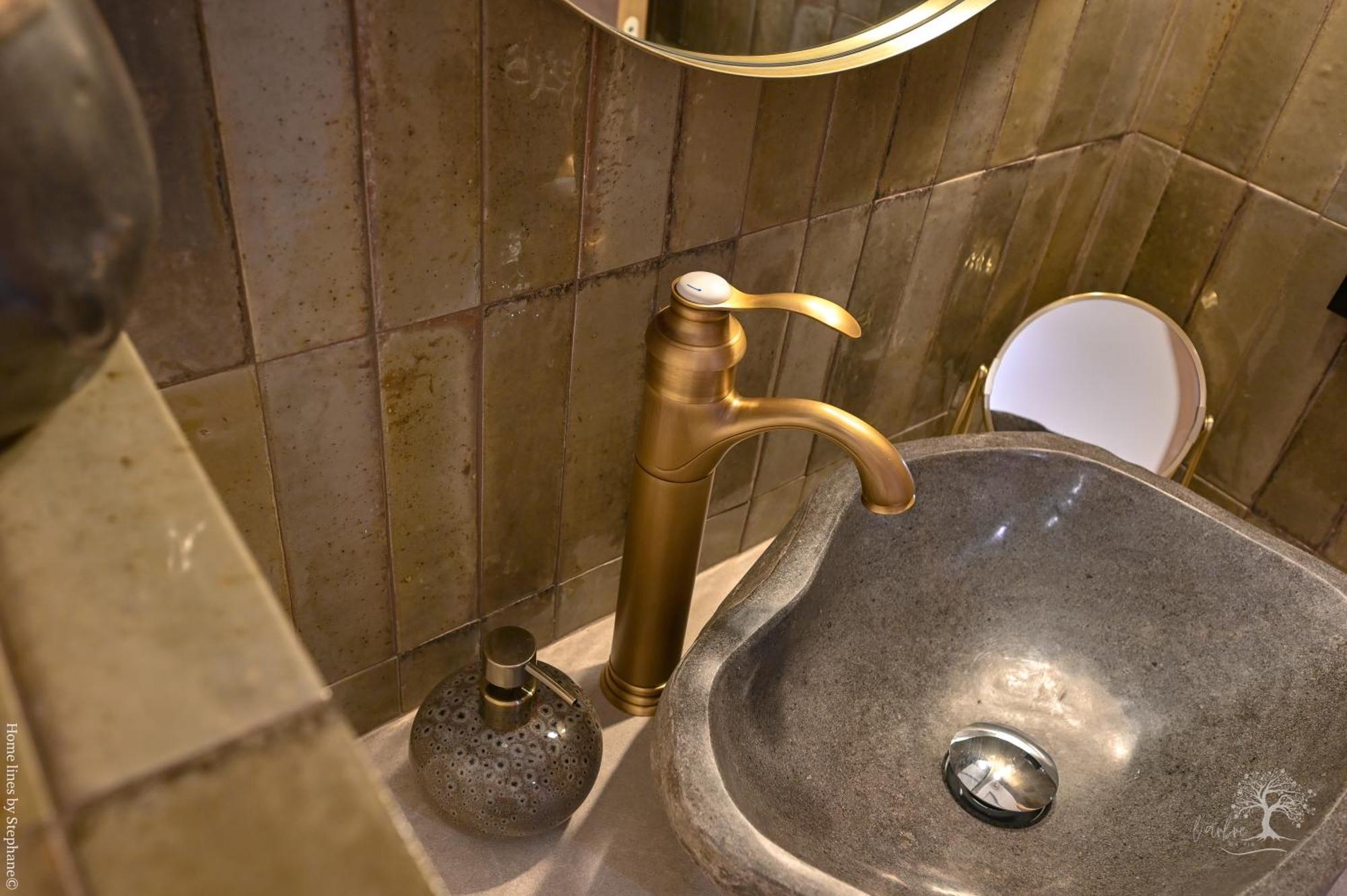 Perle Au Bord De L'eau Apartment